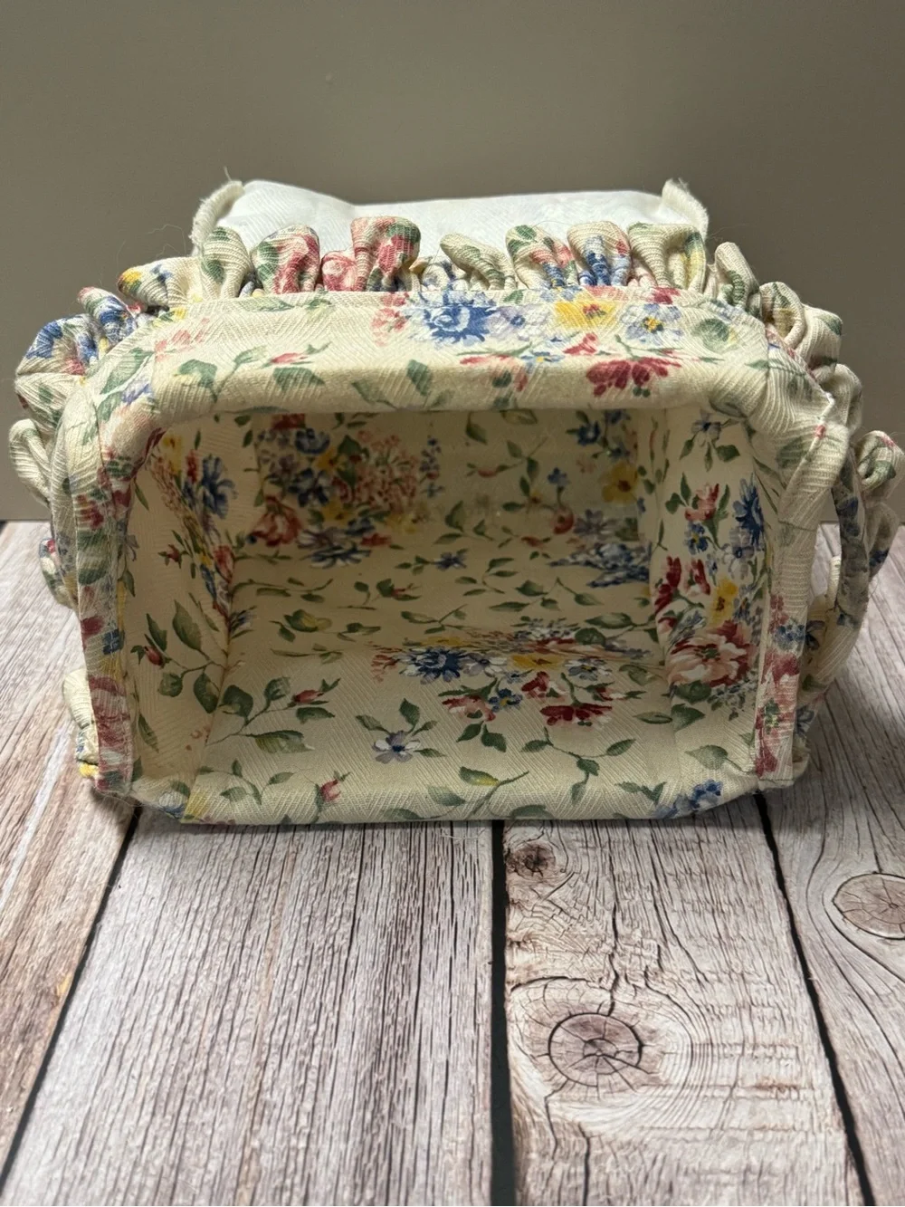 2002 Longaberger Tote Basket Combo Spring Floral Fabric Liner & Charm +Protector